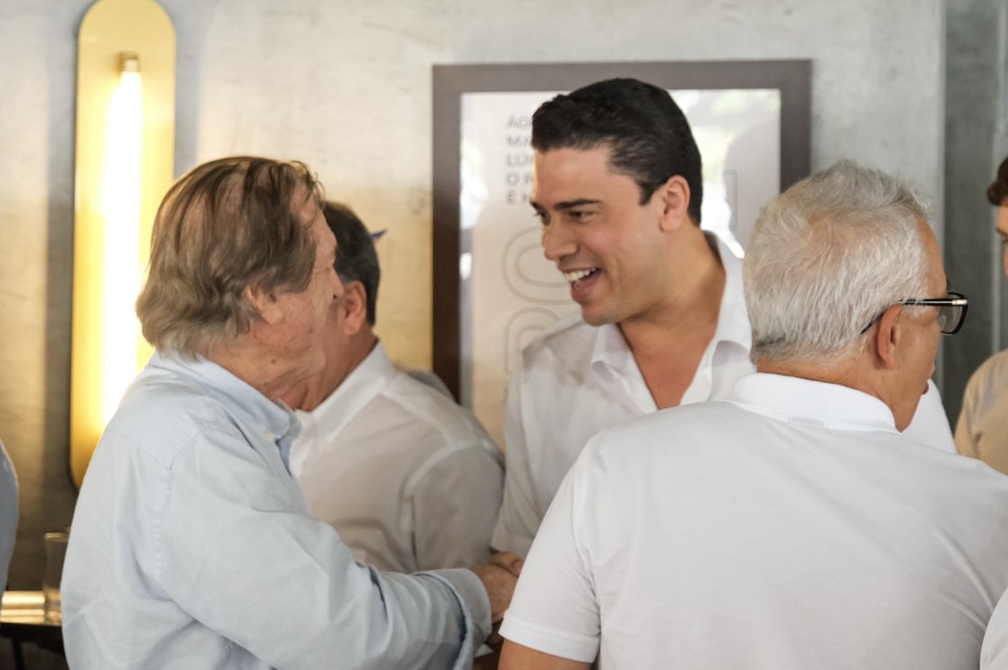 Cenário Político: o intercâmbio de Rodrigo em Petrolina