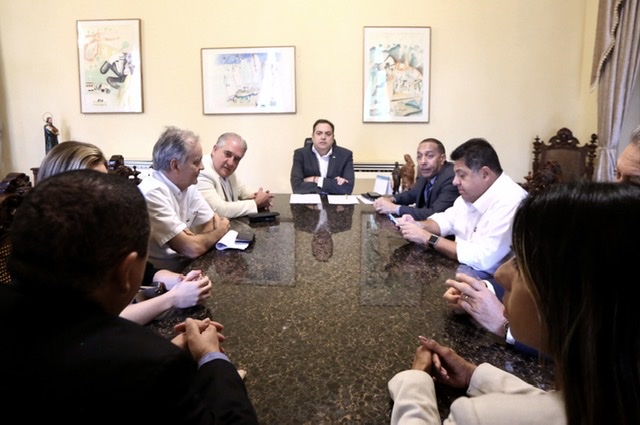 Estado firma convênio para requalificação do Cine Olinda