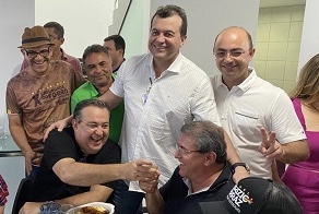 Duque trai Márcia e se une a Sebastião Oliveira 