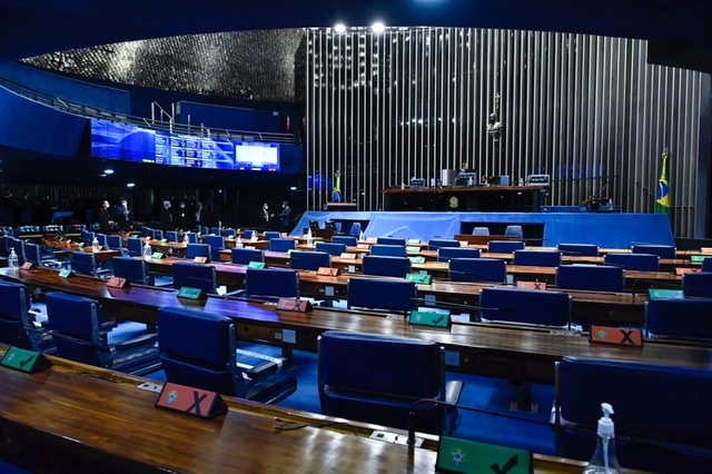 CPI do MEC reúne 31 assinaturas no Senado