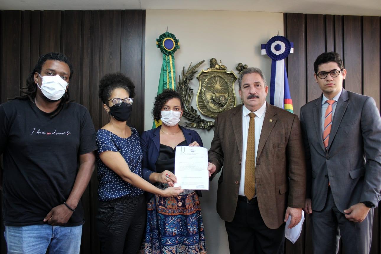 PSOL e Juntas pedem cassação de Alberto Feitosa