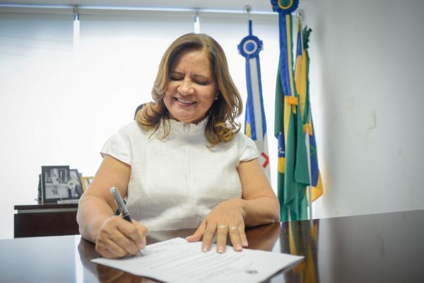 Prefeita do Ipojuca, Célia Sales, garante aumento de 30% para o Transporte Cidadão