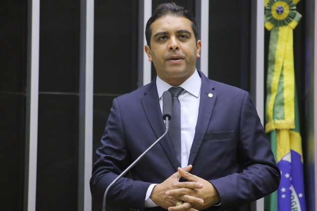 Deputado articula recursos para municípios atingidos pelas chuvas