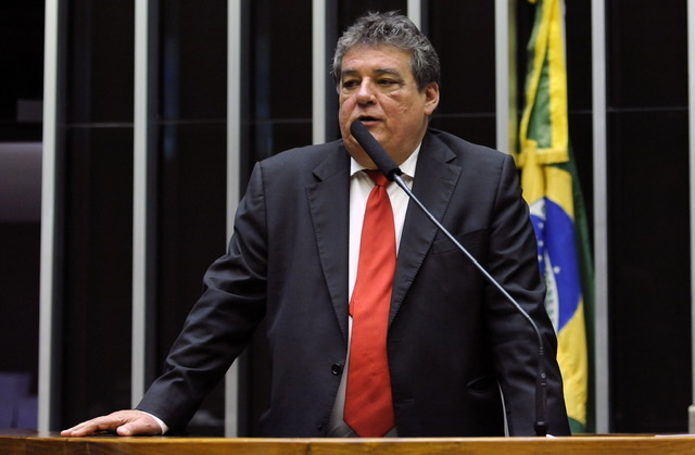 Cenário Político: Silvio entra na pré-campanha de Danilo