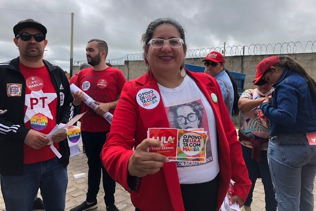 Vereadora expulsa do PT é barrada em evento de Lula