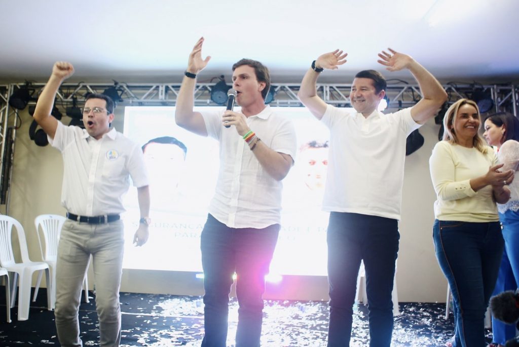 Osthervald e Jairinho lançam pré-candidaturas em Caruaru 