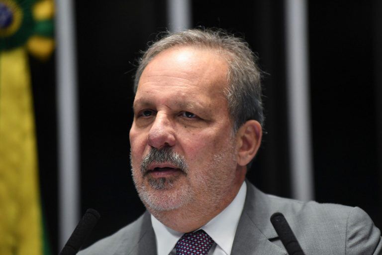 Armando reafirma que candidatura de Raquel ao Governo está de pé