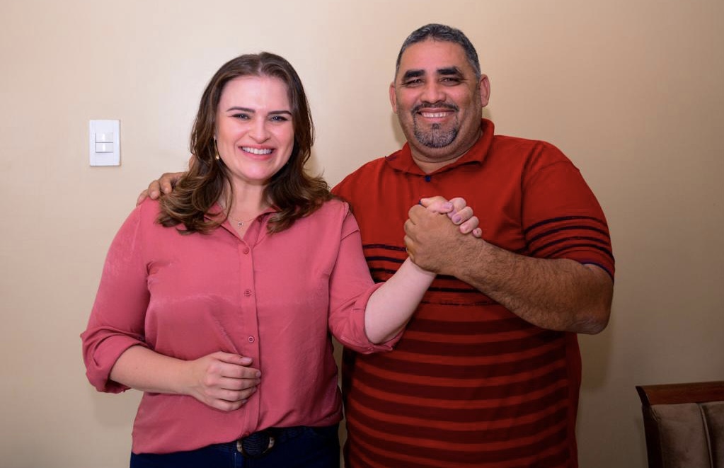 Marília Arraes recebe apoio de vereador de Salgueiro