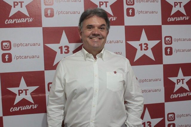 Rodrigo Pinheiro nomeia ex-candidato a prefeito de Caruaru