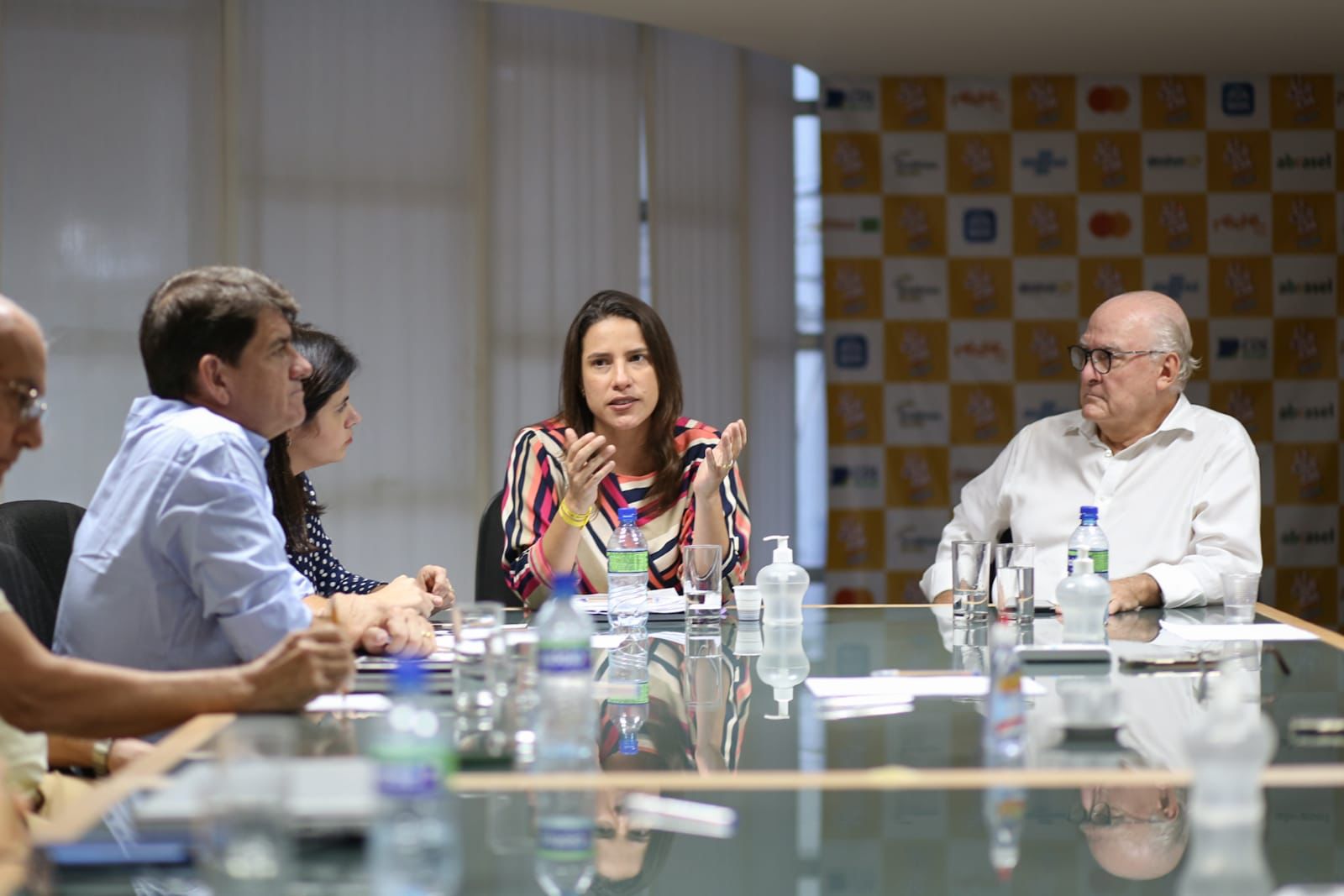 Raquel escuta CDL Recife para seu Plano de Governo