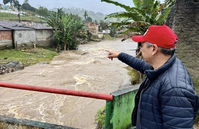 Doriel apresenta emenda que amplia o Auxílio Pernambuco