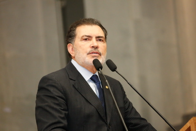 Tony destina R$ 100 mil para o Hospital Regional do Agreste 