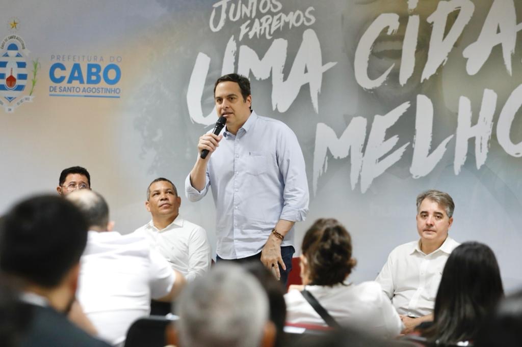 Paulo Câmara anuncia série de ações para o Cabo 