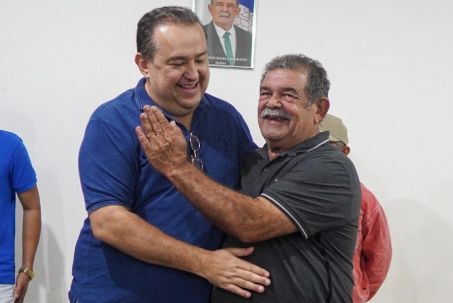 Prefeito de Tacaratu anuncia apoio a Marília e Sebá