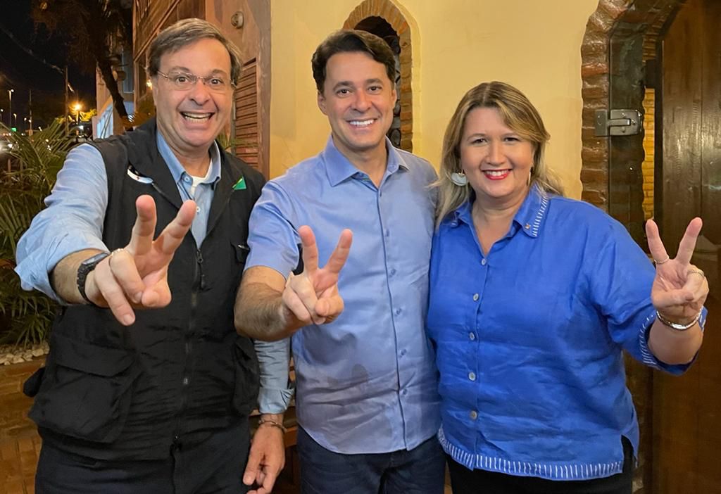 Anderson Ferreira anuncia chapa majoritária completa