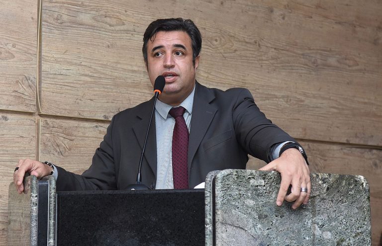 Presidente da Câmara de Caruaru é vítima de golpe no WhatsApp