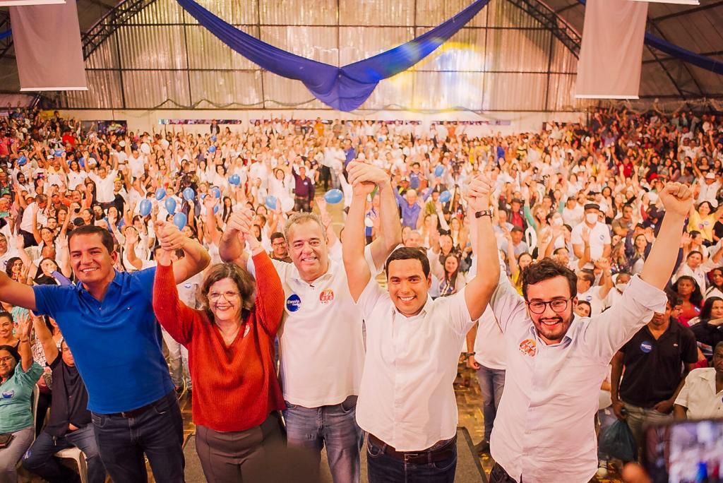 Danilo fortalece palanque no Agreste Meridional 