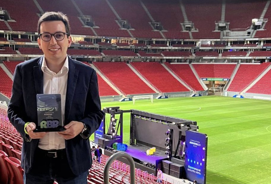 Raffiê comemora formatura no RenovaBR 