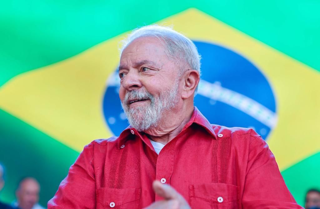 PT pede que militantes usem camisa neutra e andem em grupos durante evento com Lula no DF