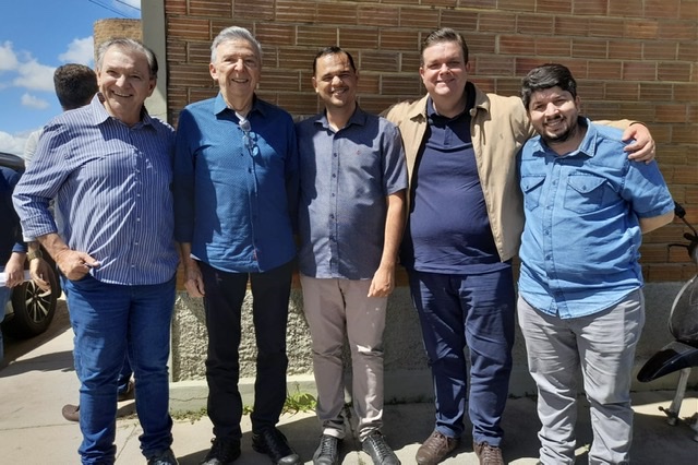 Wolney e Zé Queiroz ampliam apoios na Câmara de Caruaru