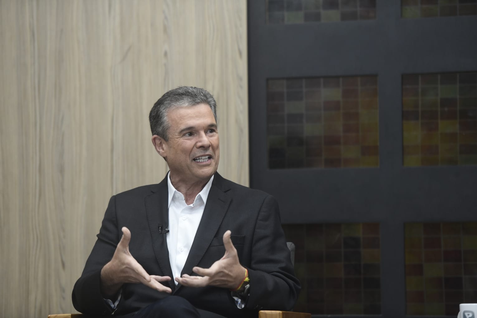 Cenário Político: o desafio de André em se firmar na disputa