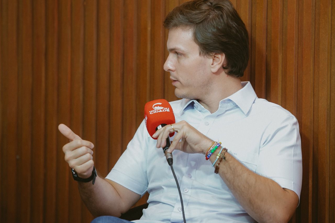 Miguel provoca Danilo a ir a debate após desistência de Marília e Anderson