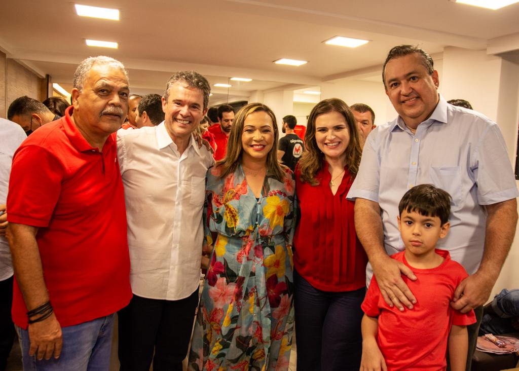 Marília Arraes recebe apoio da prefeita de Sirinhaém