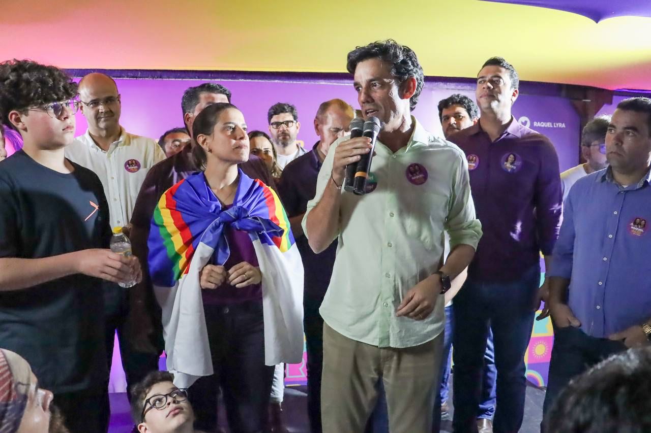 Daniel Coelho sai em defesa do projeto de Raquel Lyra