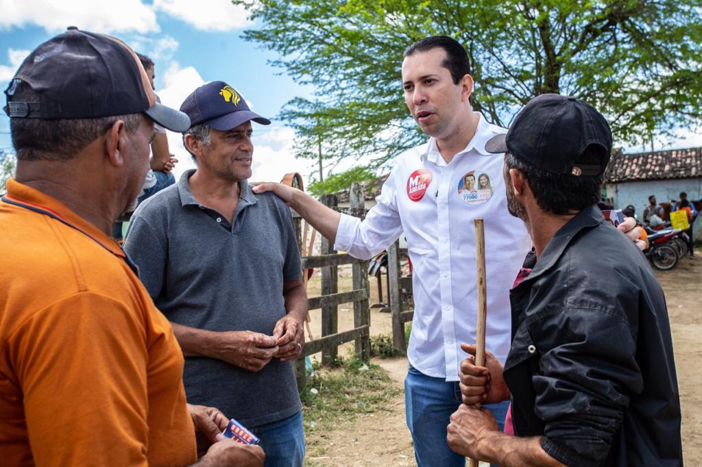 Armandinho apresenta propostas para melhoria da Feira do Gado