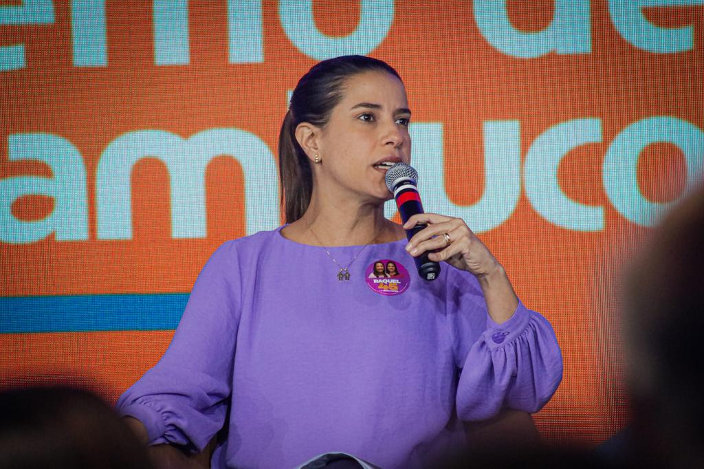 Raquel apresenta proposta para melhorar o ambiente de negócios 