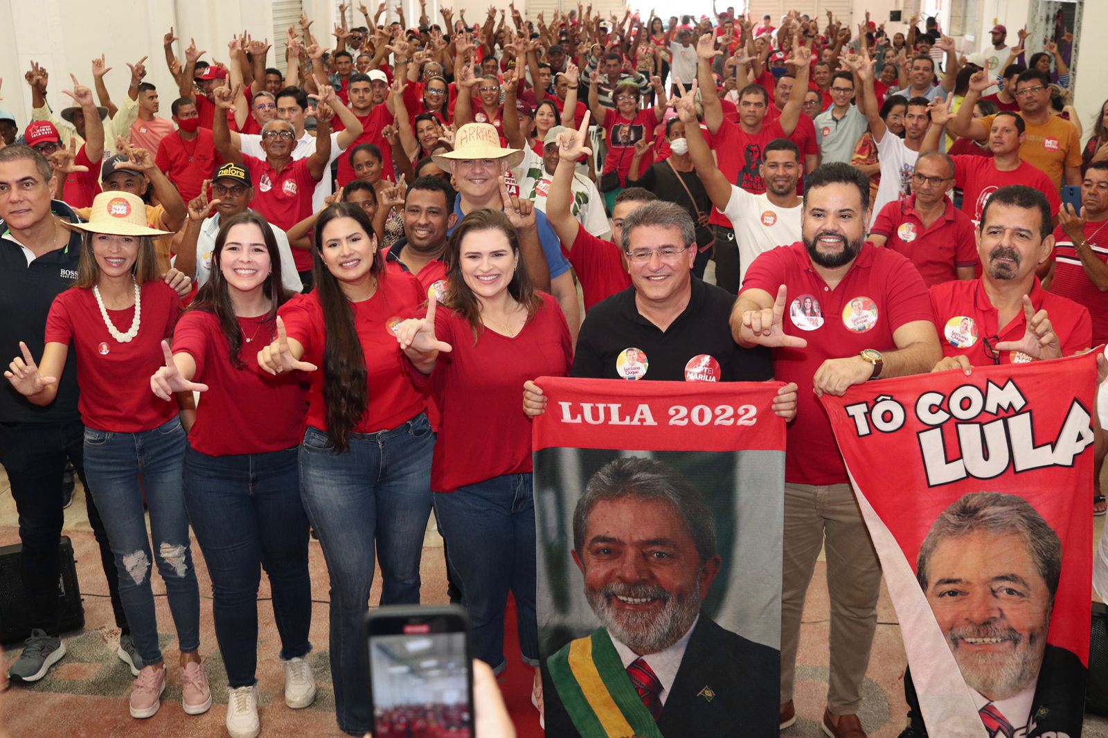 Maria Arraes recebe apoio de lideranças de Itambé