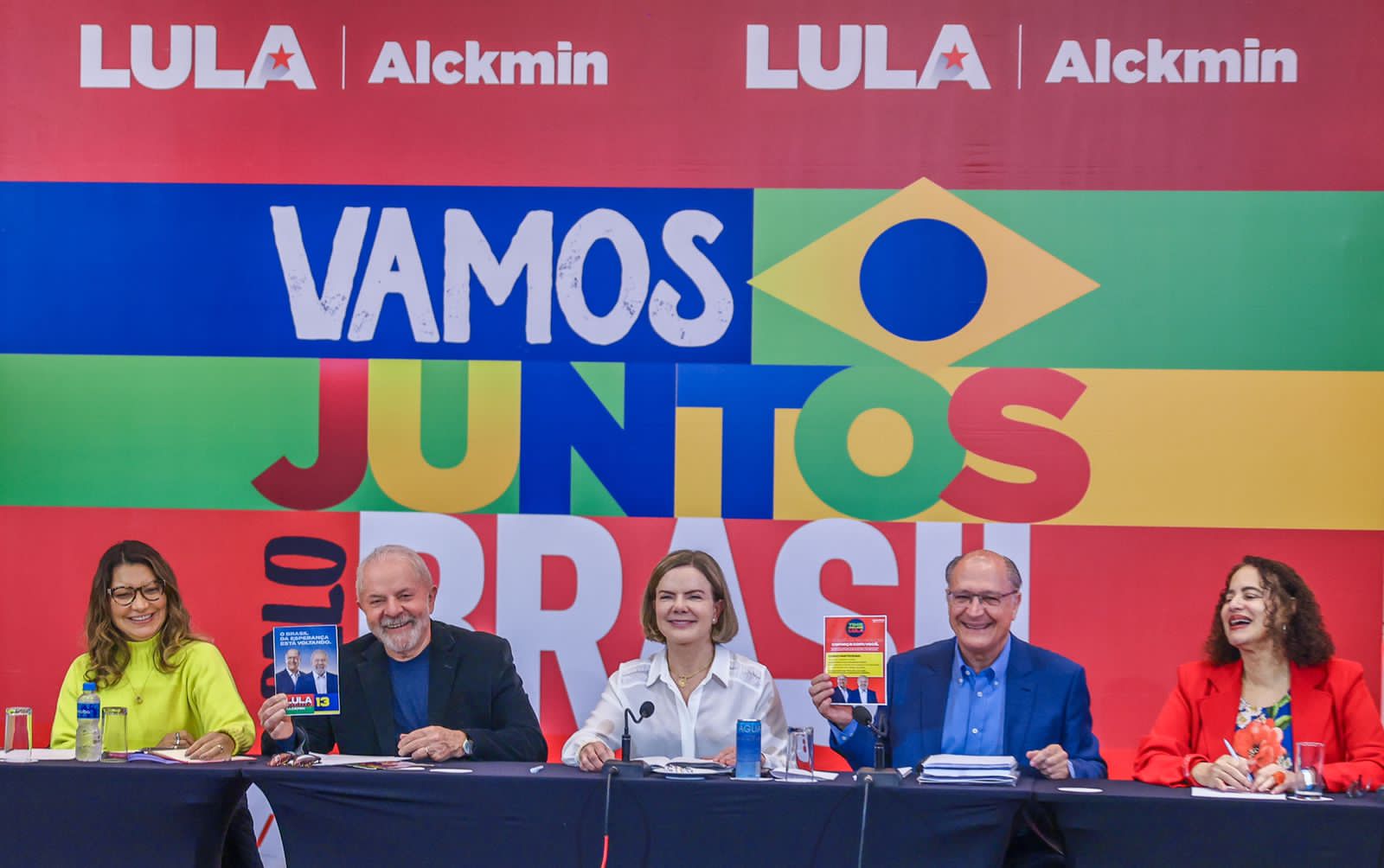 Luciana celebra frente ampla e confirma atos de Lula em BH e SP
