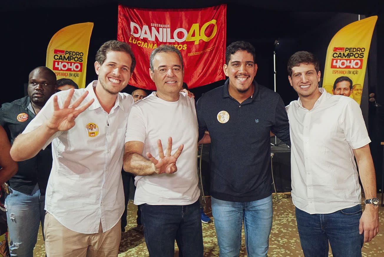 Danilo recebe apoio do movimento brega do Recife