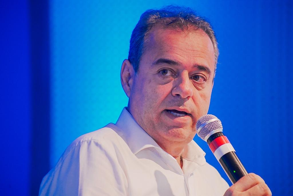 Danilo se compromete com a era da “economia do conhecimento”
