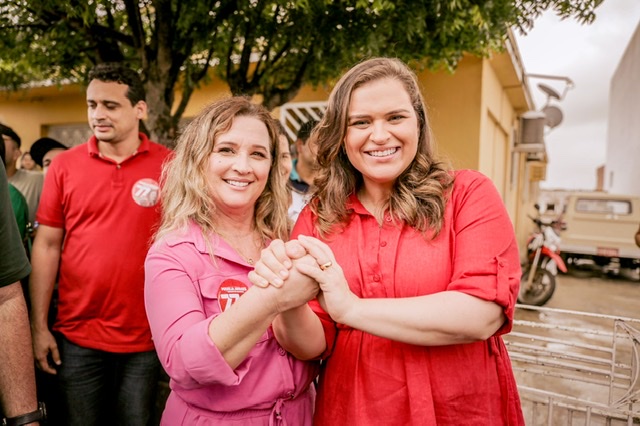 Marília Arraes recebe apoio da prefeita de Frei Miguelinho