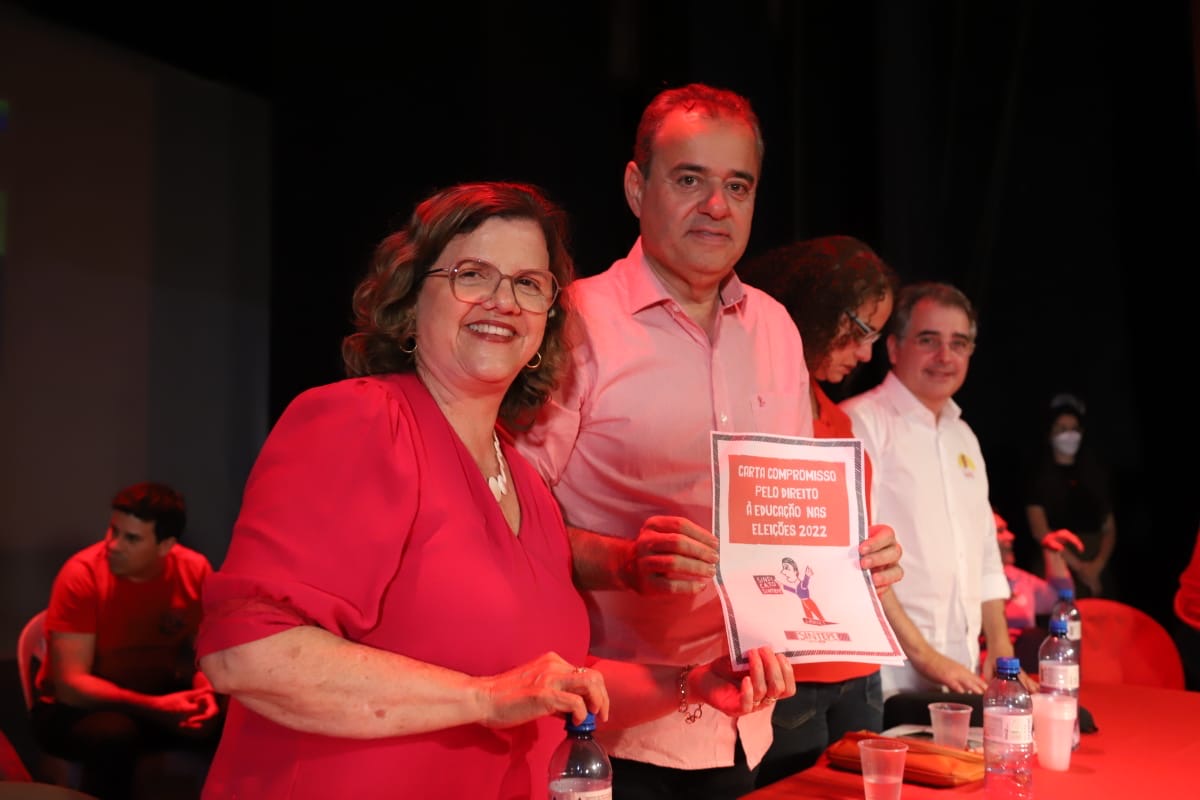 Plenária reúne candidatos da área de Educação da Frente Popular