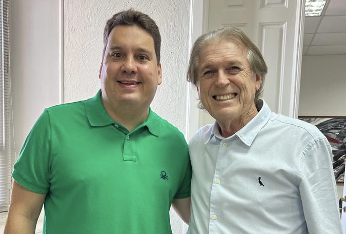 Beto Accioly dobra com Bivar em todas as regiões de PE