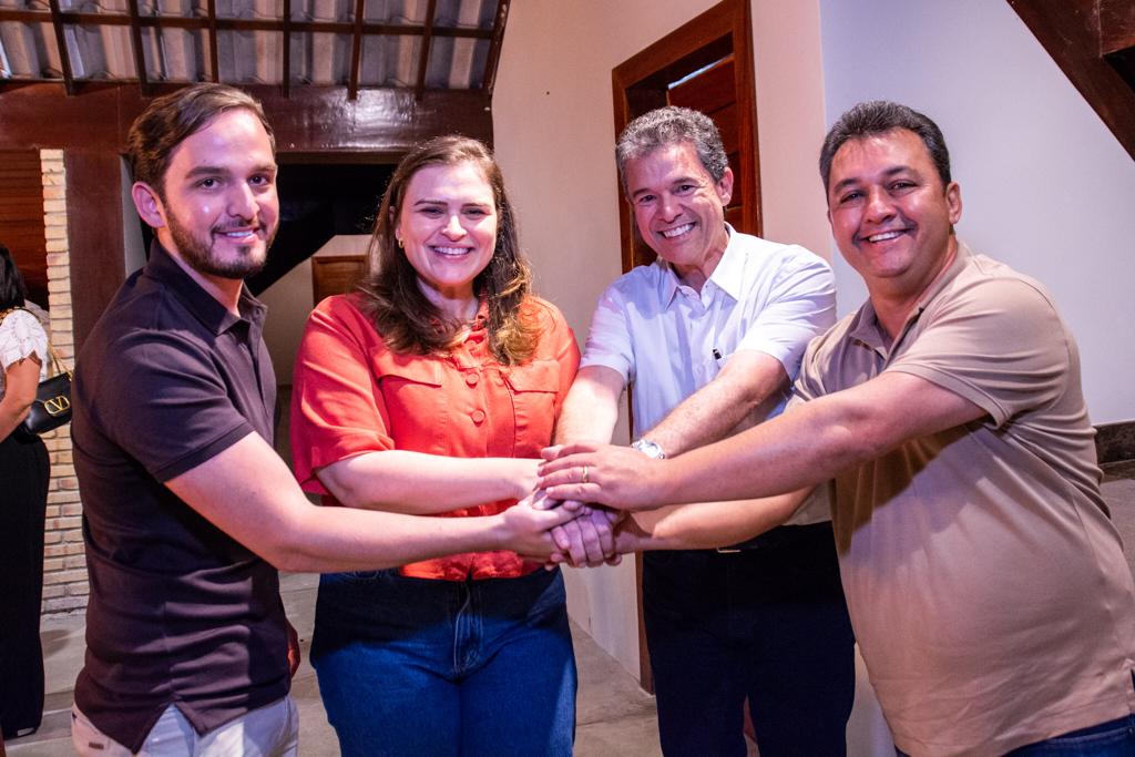 Marília recebe apoio de ex-candidato a prefeito de Ouricuri