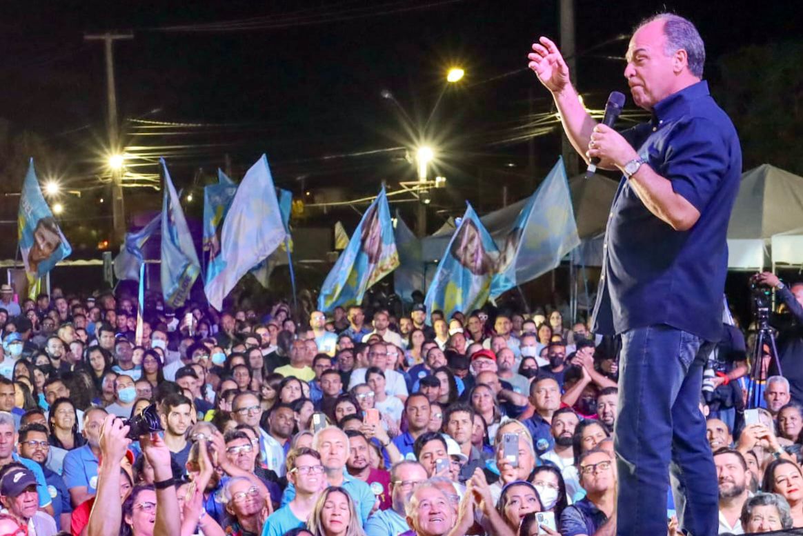 “Estamos cansados de desculpas”, diz Fernando Bezerra Coelho 