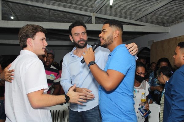 Diego Ketriri realiza encontro junto a Miguel Coelho em Dois Unidos