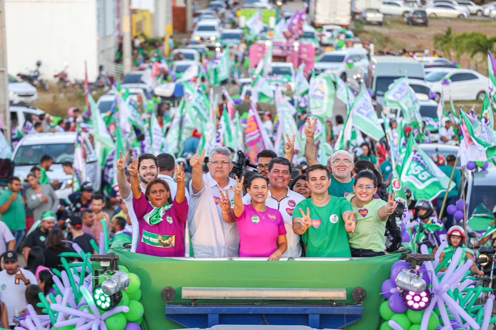Raquel encerra giro do fim semana em Catende e Santa Cruz 