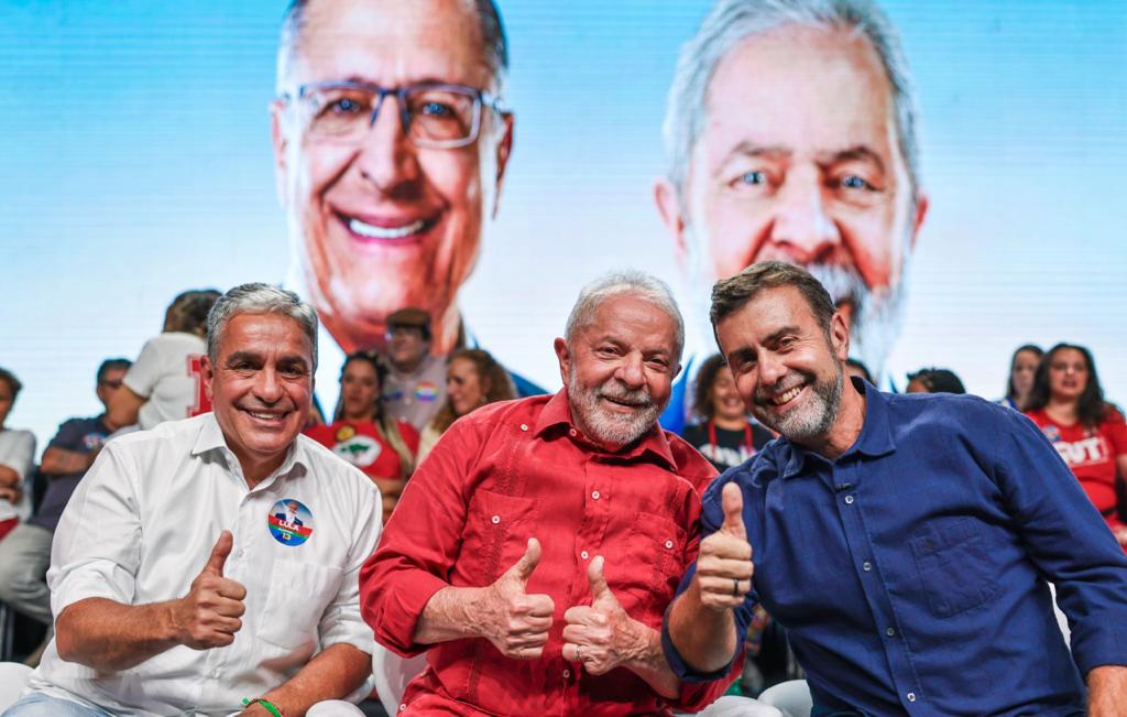 Em Nova Iguaçu, Lula defende direitos para trabalhadores de aplicativos 