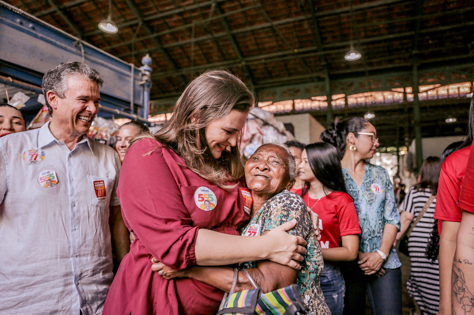Marília apresenta programas para movimentar a economia de PE 