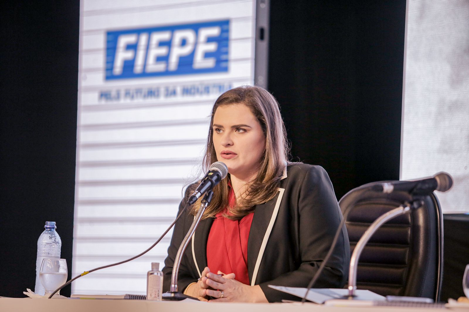 Marília pede que MPE investigue suposto uso da máquina na campanha de Danilo