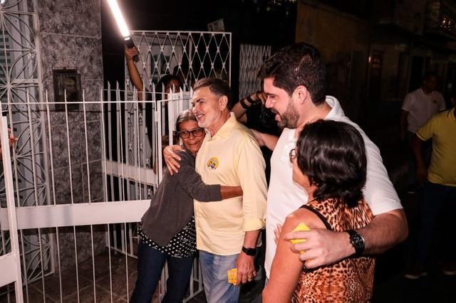 Tony e Tonynho caminham no Santa Clara e Centenário