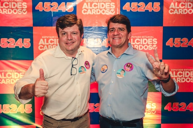 Alcides Cardoso recebe apoio do vereador Tadeu Calheiros 