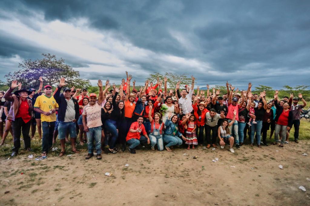 Armandinho fortalece apoios em Altinho