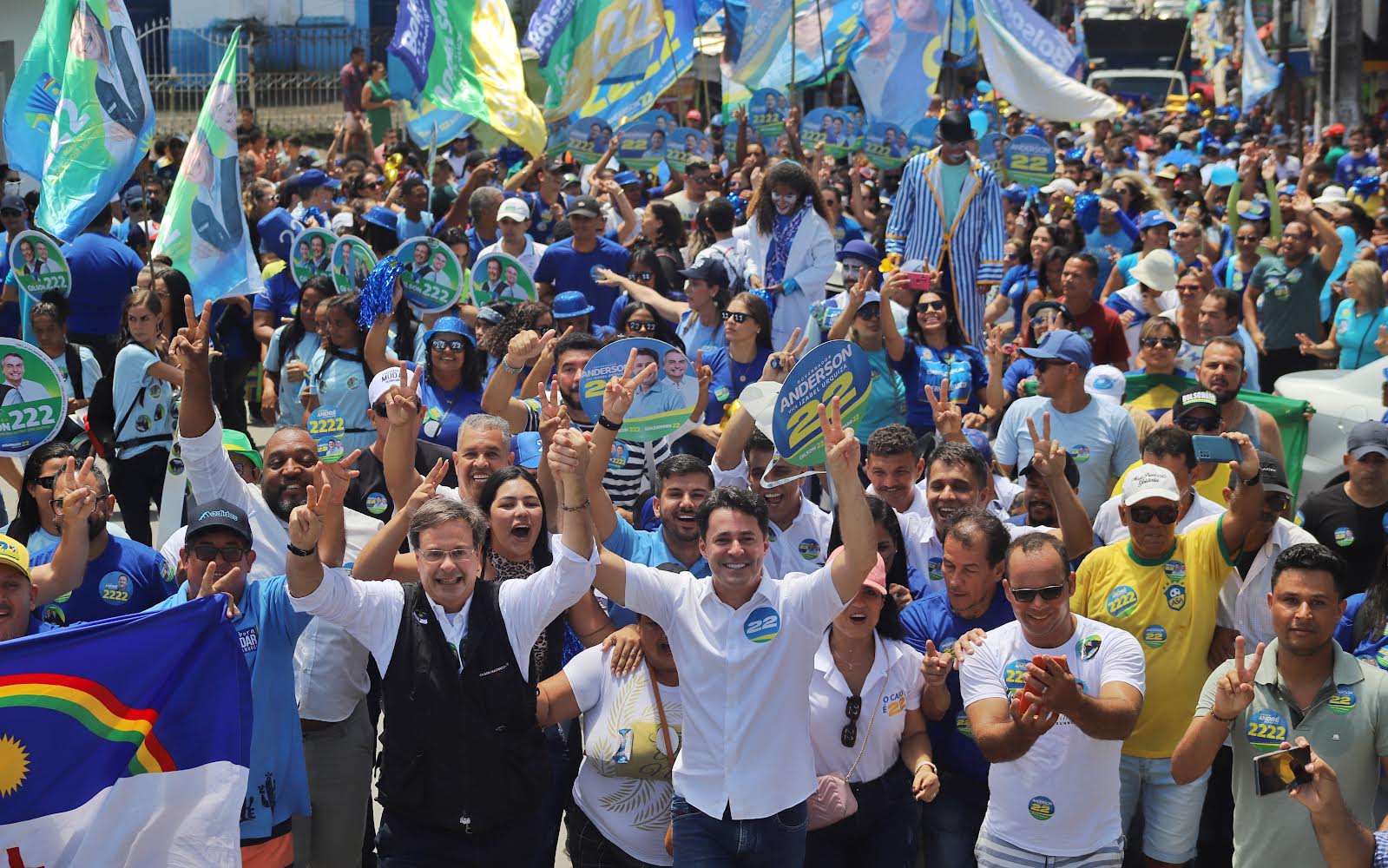 Anderson e Gilson lideram caminhada no Cabo de Santo Agostinho