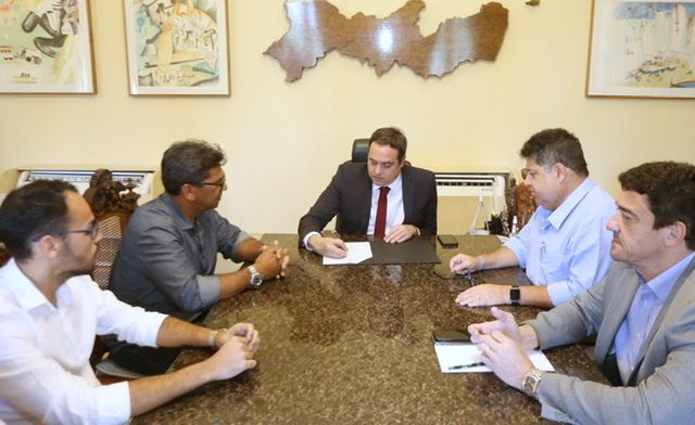 Estado autoriza pavimentação de estrada em Tupanatinga