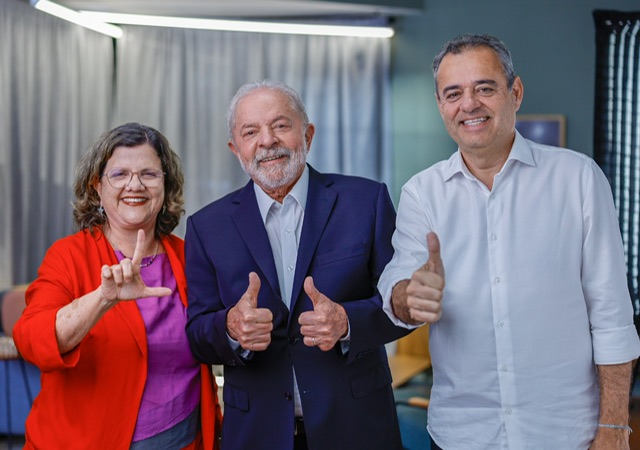 Lula faz novas gravações para o guia de Danilo e de Teresa